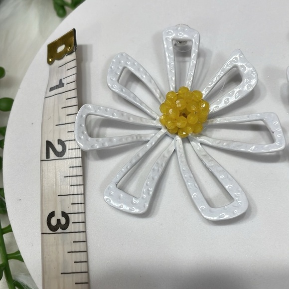 For Love And Lemons Flower Earrings - Picture 11 of 13